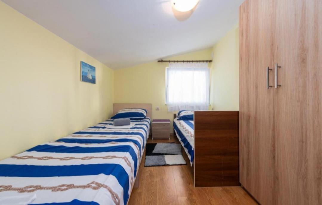 Apartman Zlata Vir Εξωτερικό φωτογραφία