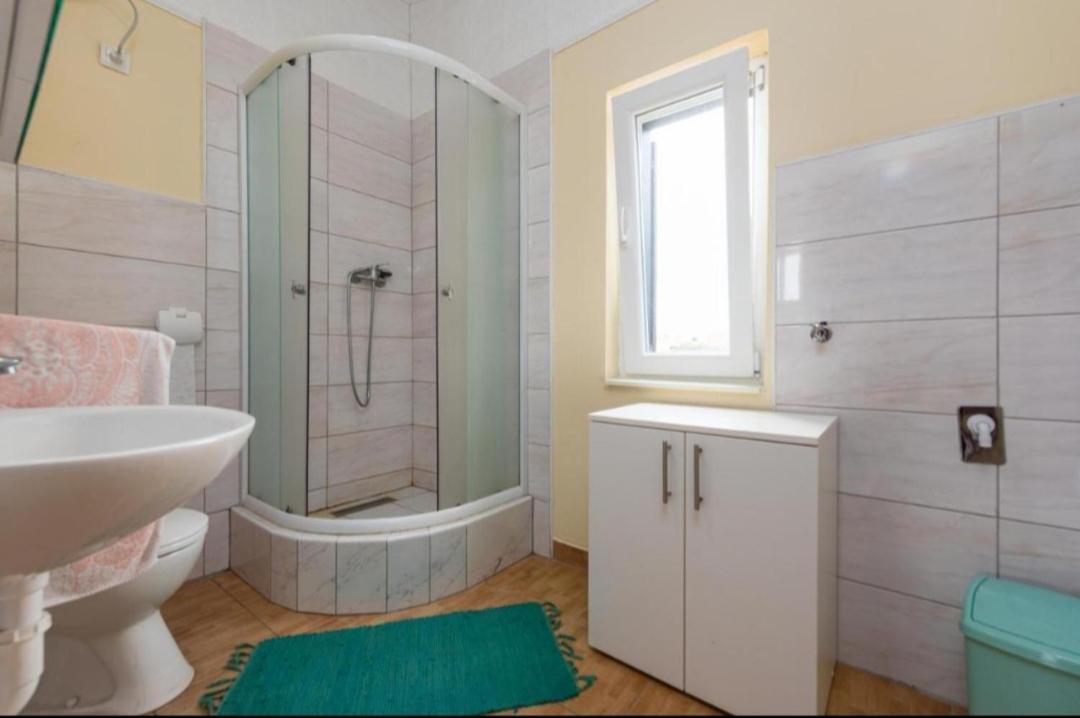 Apartman Zlata Vir Εξωτερικό φωτογραφία